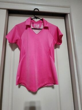 Under Armour Women’s Pink Polo V-Neck Performance Top